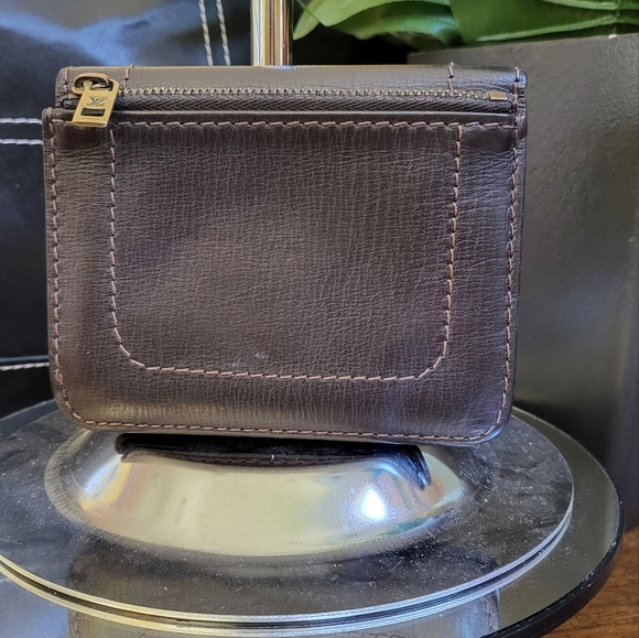 Louis Vuitton Utah Leather Men's Wallet in Dark Brown. - Picture 3 of 16